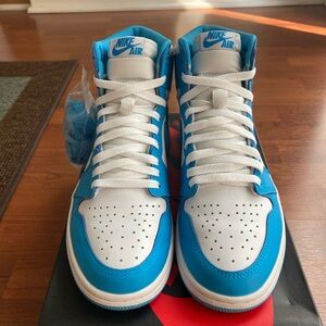 Nike Air Jordan I 1 High OG “UNC” Sz 9